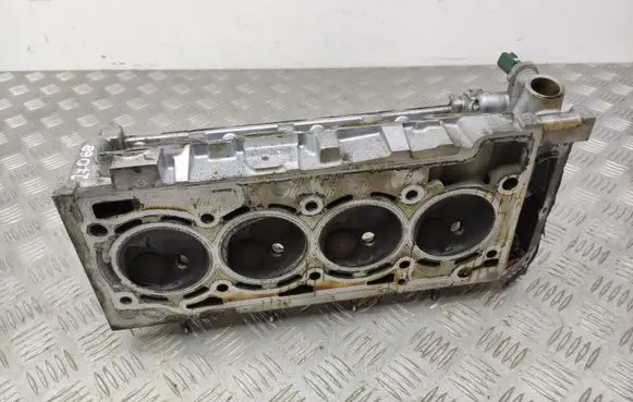 Seat Ibiza IV (6J,6P) Engine head 03F103373D