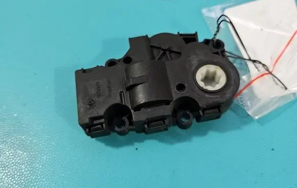 Audi A4 S4 B9 8W A/C air flow flap actuator/motor 412650920 IMPRK1572524