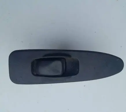 Mitsubishi Carisma Electric window control switch MR792851