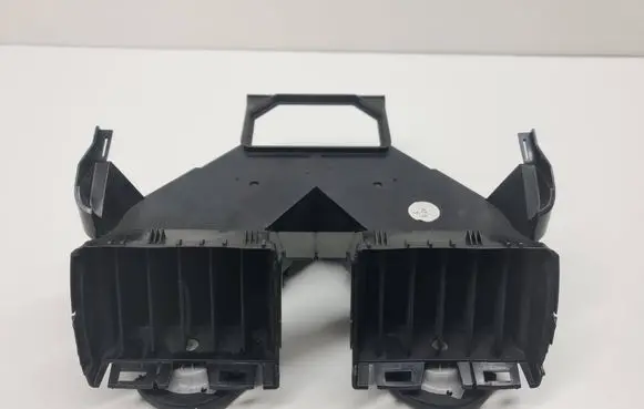 Dash center air vent grill
