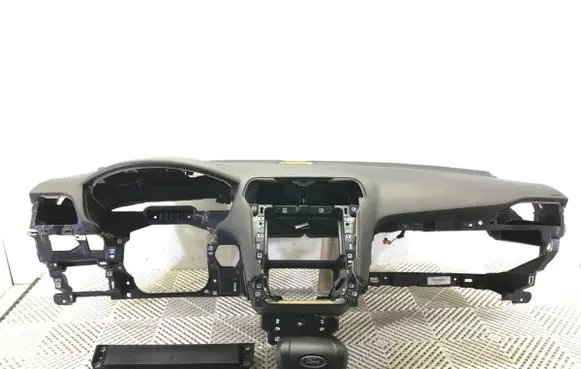 Ford Mondeo MK V Dashboard 