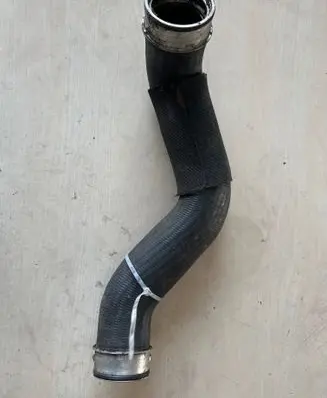 Mercedes-Benz E W211 Intercooler hose/pipe A2115282482