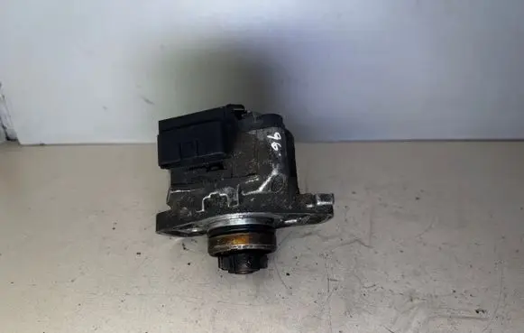 Mazda 323 Spark distributor T2T60371 BP1AM3 BP1A