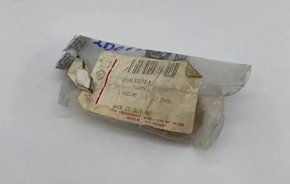 Volkswagen Polo III 6N 6N2 6NF Other exterior part 2D033714