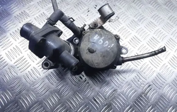 Ford Mondeo Mk III Vacuum pump PA66GF30