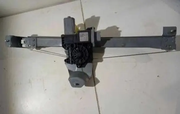 Renault Zoe Front door window regulator motor 1280014911 02040617 160106190858