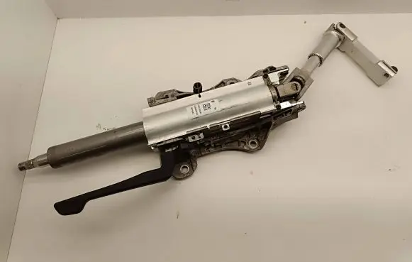 Chrysler Pacifica Steering wheel axle set P55057396AF 38229593 TU2838A0553