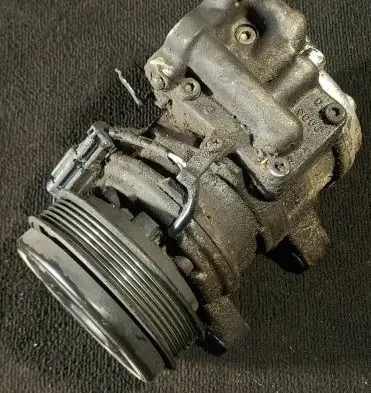 Jeep Grand Cherokee (WJ) Air conditioning (A/C) compressor (pump) 10U4847 4472005476 10PA17E