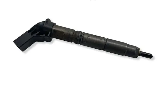 Mercedes-Benz E W211 Fuel injector A6420700587