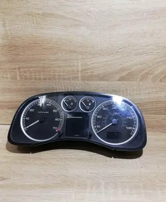 Peugeot 307 Speedometer (instrument cluster) P9645768680 216698121 NS05486135