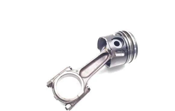 Citroen Dispatch II Piston with connecting rod RHK DW10UTED4
