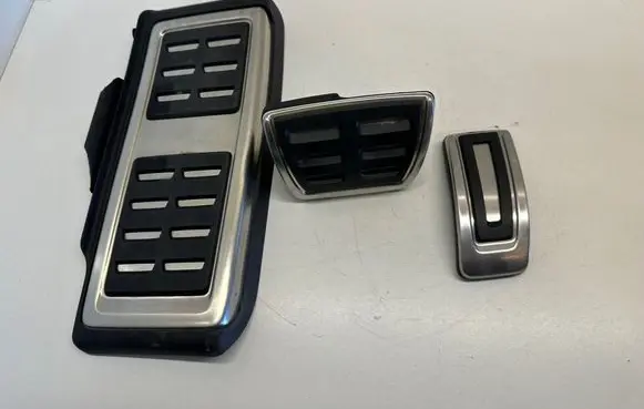 Volkswagen Golf VII Foot rest pad/dead pedal 5Q1864551A