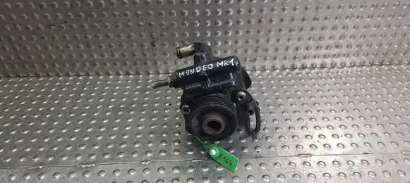 Ford Mondeo MK II Power steering pump 97BB-3A733-BA