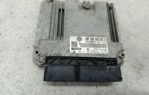 Volkswagen Touran I Engine control unit/module ECU 06F906056EM