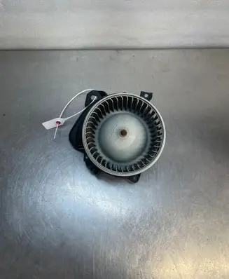 Opel Corsa E Heater fan/blower 13335075