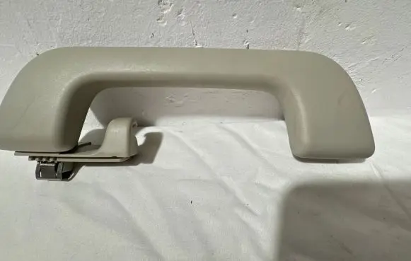 Audi A6 S6 C7 4G Front interior roof grab handle 8K0857607B