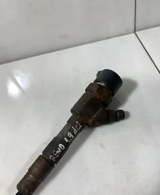 Renault Laguna II Fuel injector 0445110021