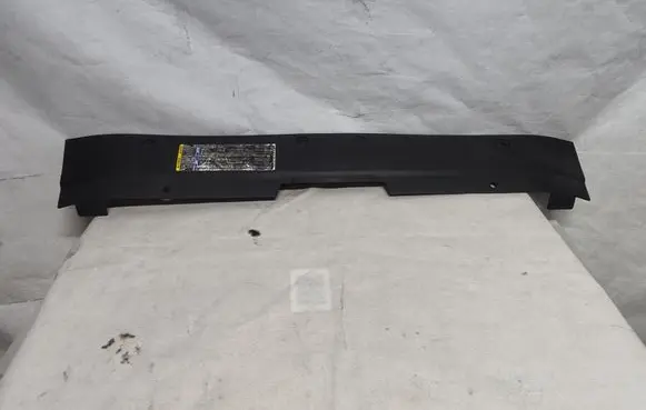 Chevrolet Suburban Top upper radiator support slam panel 15840375 15900960