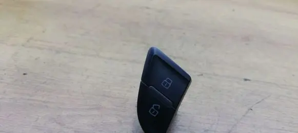 Audi A4 S4 B8 8K Central locking switch button 8K2962108A