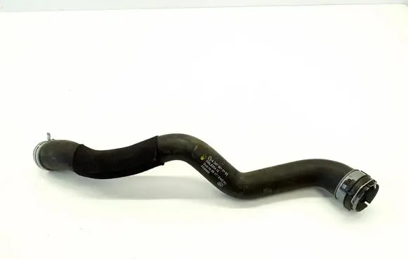 Mercedes-Benz GLA H247 Engine coolant pipe/hose A2475010182