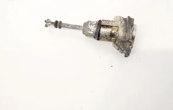 Toyota Avensis T250 Front door lock (next to the handle) NO501336