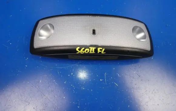 Volvo S60 Rear seat light