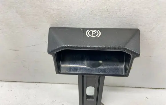 Mercedes-Benz E W124 Hand brake release handle 1244270320