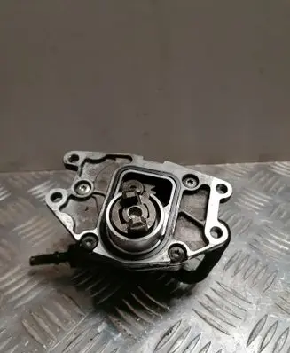 Opel Omega B1 Vacuum pump 90572860