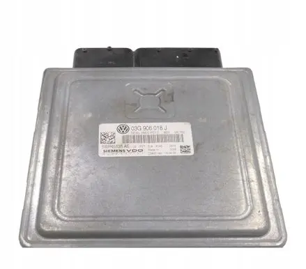 Volkswagen Touran I Engine control unit/module 03G906018J