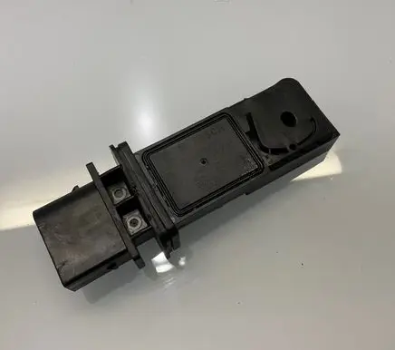 Mercedes-Benz E W211 Mass air flow meter A6420940148 6420940148