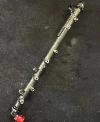 BMW 5 E60 E61 Fuel main line pipe 7788679
