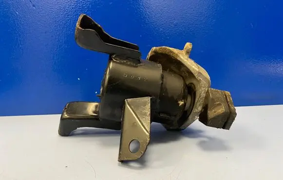Mazda 6 Engine mount bracket GJ63060C GJ6G39060C GJ6G39060D