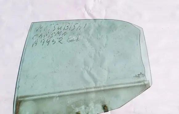 Mitsubishi Carisma Rear door window glass