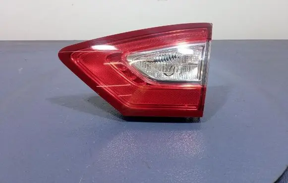 Ford Mondeo MK I Rear/tail lights DS7313A602JE