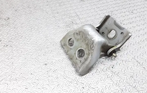 Peugeot 307 Front door upper hinge