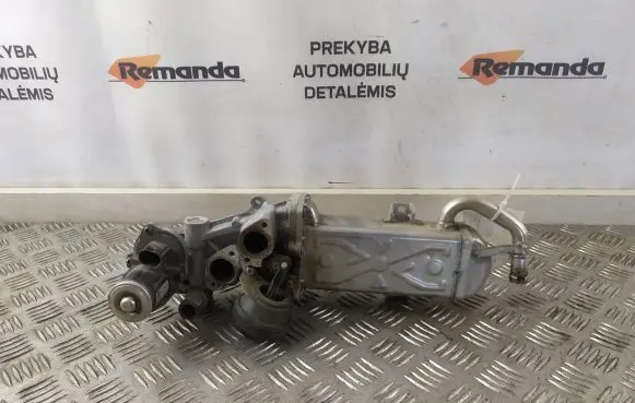 Skoda Octavia Mk2 (1Z) EGR valve cooler 03L131512CH