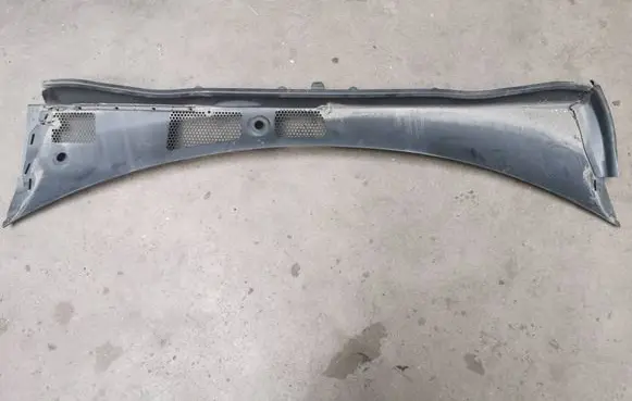 Volvo XC40 Wiper trim 32130464 M0N7A