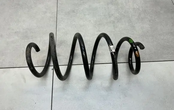 Land Rover Range Rover Evoque L538 Front coil spring BJ325310DD