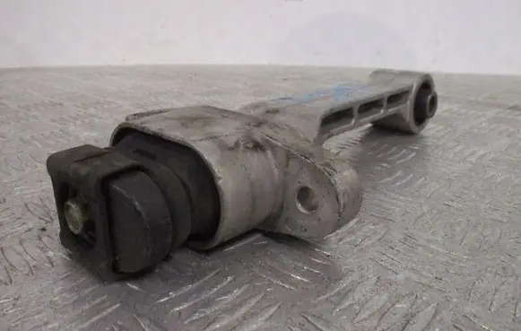 Hyundai H-1, Starex, Satellite Engine mount vacuum valve 21957D9000