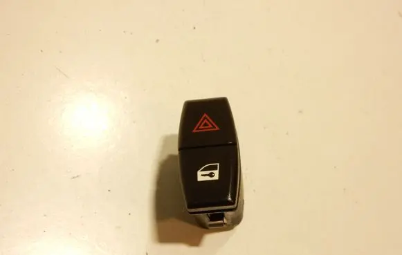 BMW 5 E60 E61 Hazard light switch 61316919506 6919506 56118