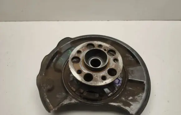 Mercedes-Benz E W211 Rear wheel hub A2113504608