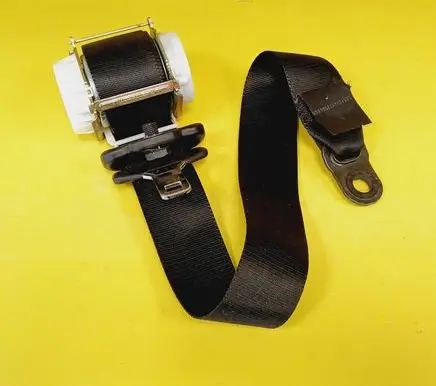 Ford Focus Front seatbelt 33032388G 4M51A61294AK