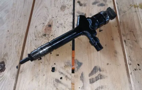 Mazda 6 Fuel injector 13H50