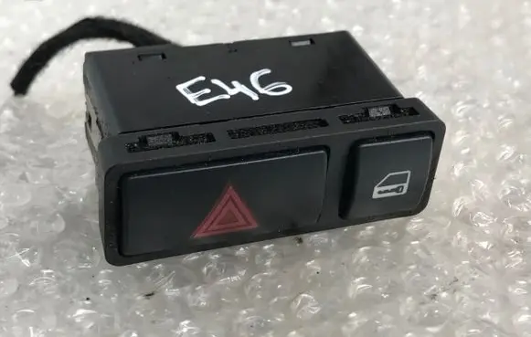 BMW 3 E46 Hazard light switch 8368920