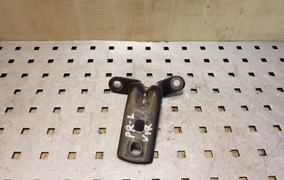 Opel Astra J Front door upper hinge