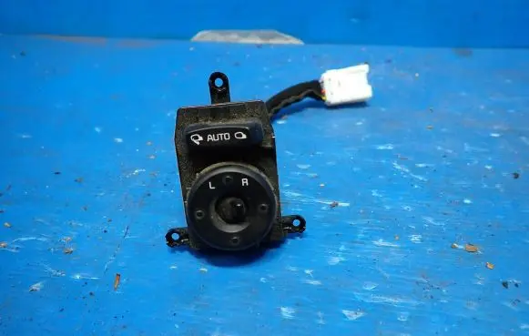 KIA Carens III Wing mirror switch 93540-A4500