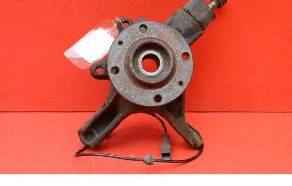Peugeot 308 Front wheel hub spindle knuckle 