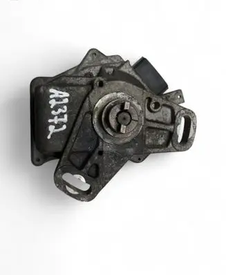 Mazda CX-7 Mechanical fuel pump 2940000620