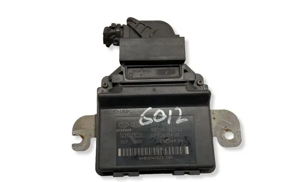 Hyundai i40 Hand brake control module 597903Z500 01084800