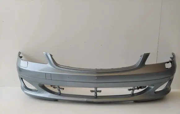 Mercedes-Benz S W221 Front bumper 2218800040